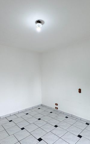 Casa para alugar com 100m², 2 quartos e 2 vagas Casa para alugar com 100m², 2 quartos e 2 vagasQuarto 2