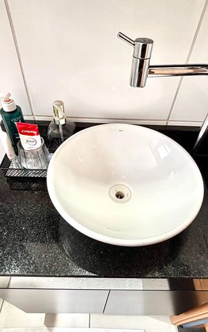 Apartamento à venda com 44m², 2 quartos e 1 vaga Apartamento à venda com 44m², 2 quartos e 1 vagaBanheiro