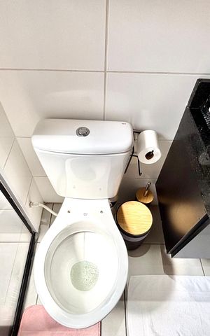 Apartamento à venda com 44m², 2 quartos e 1 vaga Apartamento à venda com 44m², 2 quartos e 1 vagaBanheiro