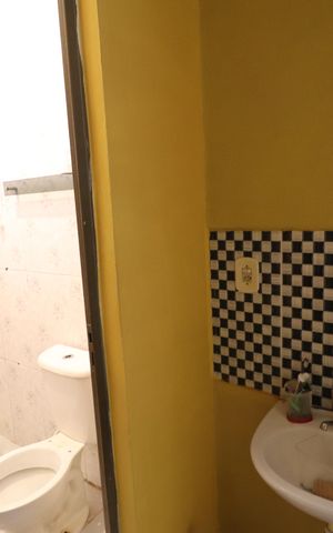 Casa para alugar com 250m², 3 quartos e 3 vagasBanheiro Social