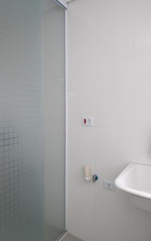 Apartamento para alugar com 55m², 2 quartos e sem vaga Apartamento para alugar com 55m², 2 quartos e sem vagaCozinha e Área de Serviço