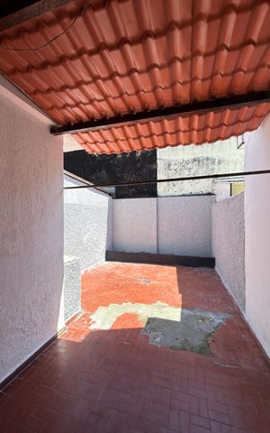 Casa à venda com 108m², 2 quartos e 1 vaga Casa à venda com 108m², 2 quartos e 1 vagaÁrea externa