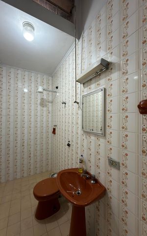 Casa à venda com 108m², 2 quartos e 1 vaga Casa à venda com 108m², 2 quartos e 1 vagaBanheiro Social