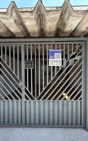 Casa à venda com 108m², 2 quartos e 1 vaga Casa à venda com 108m², 2 quartos e 1 vagaFachada
