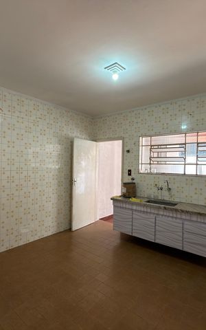 Casa à venda com 108m², 2 quartos e 1 vaga Casa à venda com 108m², 2 quartos e 1 vagaCozinha