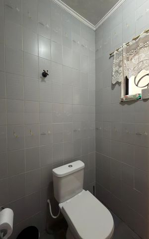 Casa de condomínio para alugar com 380m², 4 quartos e 3 vagasLavabo 