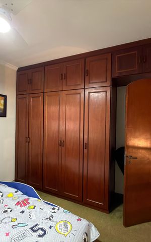 Casa de condomínio para alugar com 380m², 4 quartos e 3 vagasQuarto 2 