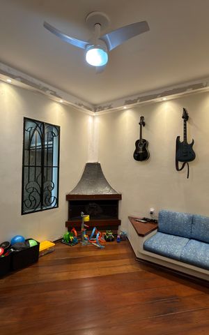 Casa de condomínio para alugar com 380m², 4 quartos e 3 vagasSala 2