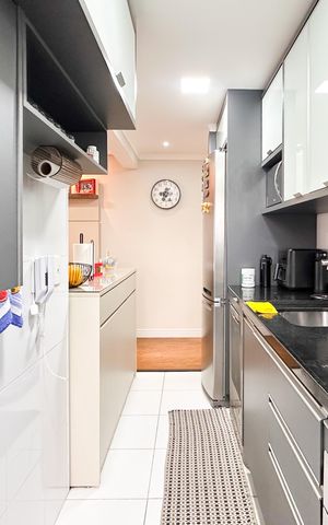 Apartamento à venda com 65m², 2 quartos e 1 vaga Apartamento à venda com 65m², 2 quartos e 1 vagaCozinha
