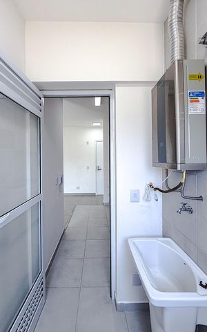 Studio para alugar com 42m², 1 quarto e 1 vaga Studio para alugar com 42m², 1 quarto e 1 vagaÁrea de Serviço