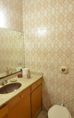Apartamento à venda com 85m², 2 quartos e sem vaga Apartamento à venda com 85m², 2 quartos e sem vagaBanheiro