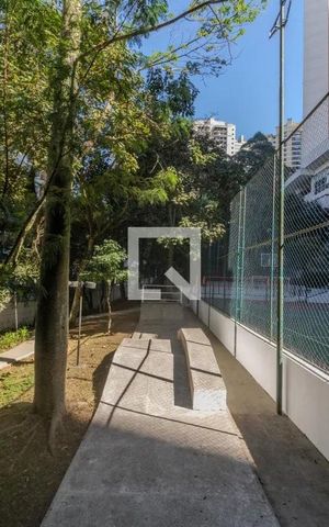 Apartamento à venda com 163m², 3 quartos e 3 vagas Apartamento à venda com 163m², 3 quartos e 3 vagasArea Comum