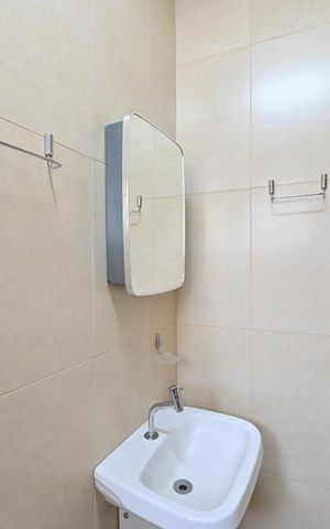 Studio para alugar com 21m², 1 quarto e sem vaga Studio para alugar com 21m², 1 quarto e sem vagaBanheiro Social