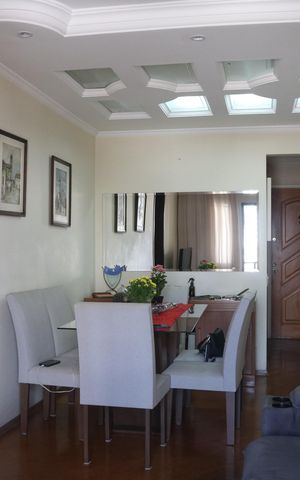 Apartamento à venda com 75m², 3 quartos e 1 vagaSala