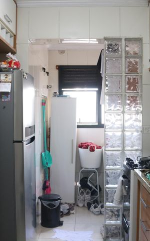 Apartamento à venda com 75m², 3 quartos e 1 vagaCozinha e Área de Serviço