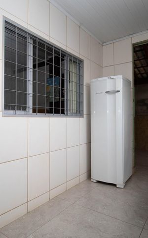 Casa à venda com 200m², 3 quartos e 4 vagas Casa à venda com 200m², 3 quartos e 4 vagasÁrea de Serviço