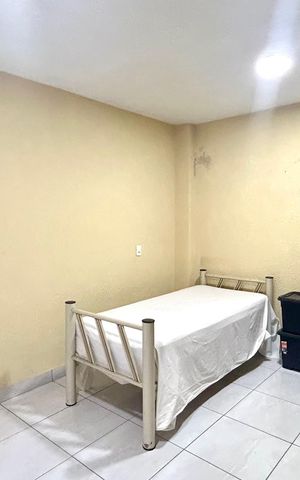 Casa à venda com 200m², 2 quartos e 5 vagas Casa à venda com 200m², 2 quartos e 5 vagasQuarto Suíte 3