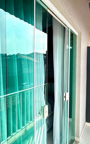 Casa à venda com 200m², 2 quartos e 5 vagas Casa à venda com 200m², 2 quartos e 5 vagasSacada da Suíte 1