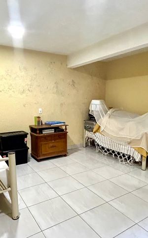 Casa à venda com 200m², 2 quartos e 5 vagas Casa à venda com 200m², 2 quartos e 5 vagasQuarto suíte 3