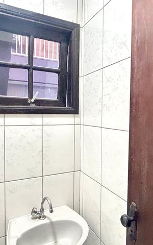 Casa à venda com 200m², 2 quartos e 5 vagas Casa à venda com 200m², 2 quartos e 5 vagasBanheiro da Suíte 3