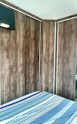 Casa à venda com 200m², 2 quartos e 5 vagas Casa à venda com 200m², 2 quartos e 5 vagasQuarto Suíte 1