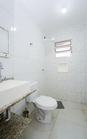 Casa para alugar com 65m², 2 quartos e 1 vagaBanheiro