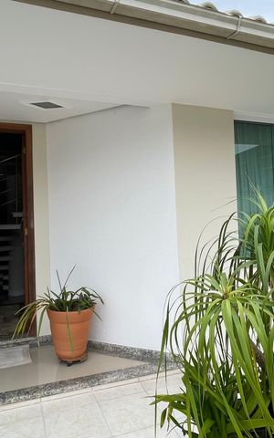 Casa para alugar com 352m², 2 quartos e 6 vagas Casa para alugar com 352m², 2 quartos e 6 vagasEntrada
