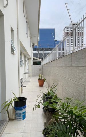 Casa para alugar com 352m², 2 quartos e 6 vagas Casa para alugar com 352m², 2 quartos e 6 vagasÁrea interna