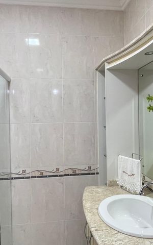Casa para alugar com 352m², 2 quartos e 6 vagas Casa para alugar com 352m², 2 quartos e 6 vagasBanheiro do Quarto 1