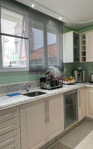 Casa para alugar com 352m², 2 quartos e 6 vagas Casa para alugar com 352m², 2 quartos e 6 vagasCozinha
