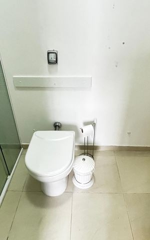 Apartamento para alugar com 141m², 3 quartos e 2 vagas Apartamento para alugar com 141m², 3 quartos e 2 vagasBanheiro da Suíte