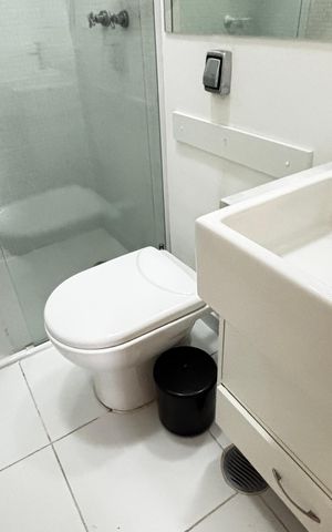 Apartamento para alugar com 141m², 3 quartos e 2 vagas Apartamento para alugar com 141m², 3 quartos e 2 vagasBanheiro