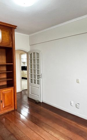 Apartamento para alugar com 141m², 3 quartos e 2 vagas Apartamento para alugar com 141m², 3 quartos e 2 vagasQuarto 3