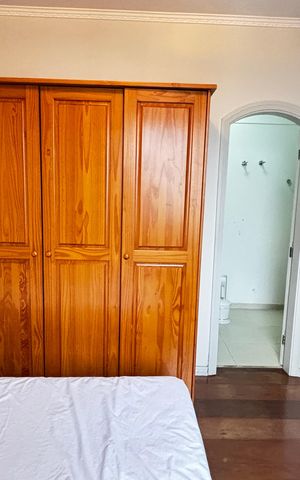 Apartamento para alugar com 141m², 3 quartos e 2 vagas Apartamento para alugar com 141m², 3 quartos e 2 vagasSuite