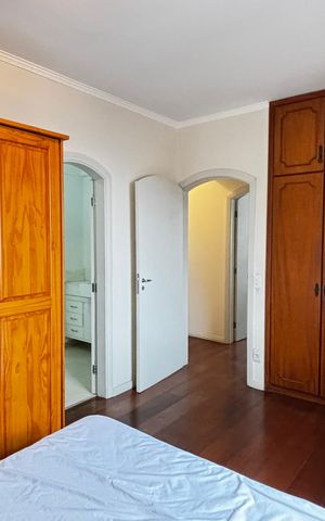 Apartamento para alugar com 141m², 3 quartos e 2 vagas Apartamento para alugar com 141m², 3 quartos e 2 vagasSuite