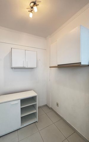 Apartamento para alugar com 141m², 3 quartos e 2 vagas Apartamento para alugar com 141m², 3 quartos e 2 vagasArea de Serviço - Despensa
