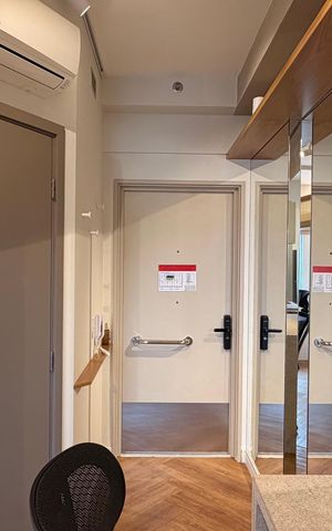Studio para alugar com 21m², 1 quarto e sem vaga Studio para alugar com 21m², 1 quarto e sem vagaEntrada