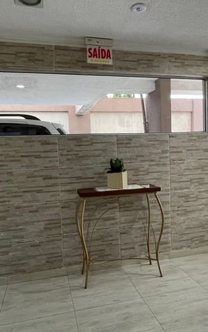 Apartamento para alugar com 88m², 2 quartos e 1 vaga Apartamento para alugar com 88m², 2 quartos e 1 vagaHall de entrada