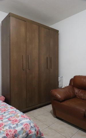 Casa à venda com 148m², 5 quartos e 1 vagaQuarto - Casa 2