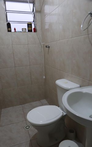 Casa à venda com 148m², 5 quartos e 1 vagaBanheiro - Casa 2