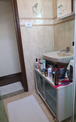 Casa à venda com 148m², 5 quartos e 1 vagaBanheiro