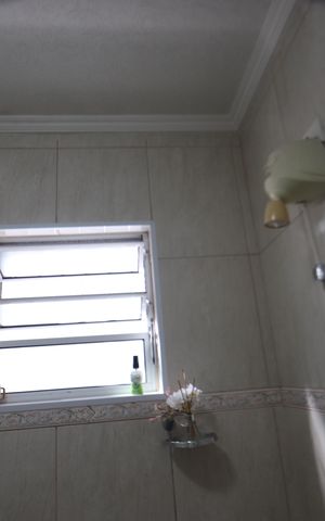 Casa à venda com 148m², 5 quartos e 1 vagaBanheiro de Baixo