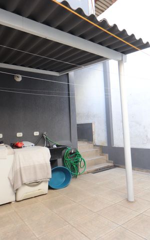Casa à venda com 148m², 5 quartos e 1 vagaQuintal e Lavanderia