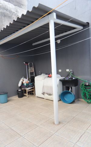 Casa à venda com 148m², 5 quartos e 1 vagaQuintal e Lavanderia