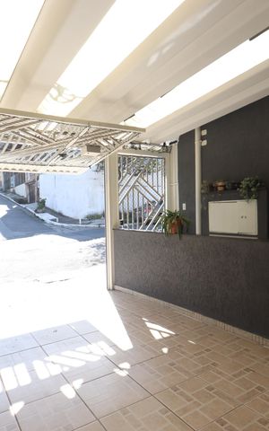 Casa à venda com 148m², 5 quartos e 1 vagaGaragem