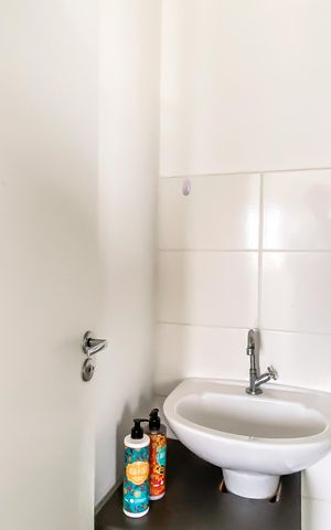 Apartamento à venda com 35m², 2 quartos e sem vagaBanheiro 