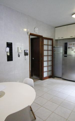 Casa de condomínio à venda com 700m², 4 quartos e 2 vagasCozinha