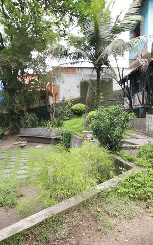Casa de condomínio à venda com 700m², 4 quartos e 2 vagasQuintal 