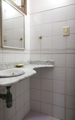 Casa de condomínio à venda com 700m², 4 quartos e 2 vagasLavabo