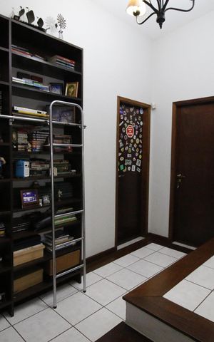 Casa de condomínio à venda com 700m², 4 quartos e 2 vagasHall social